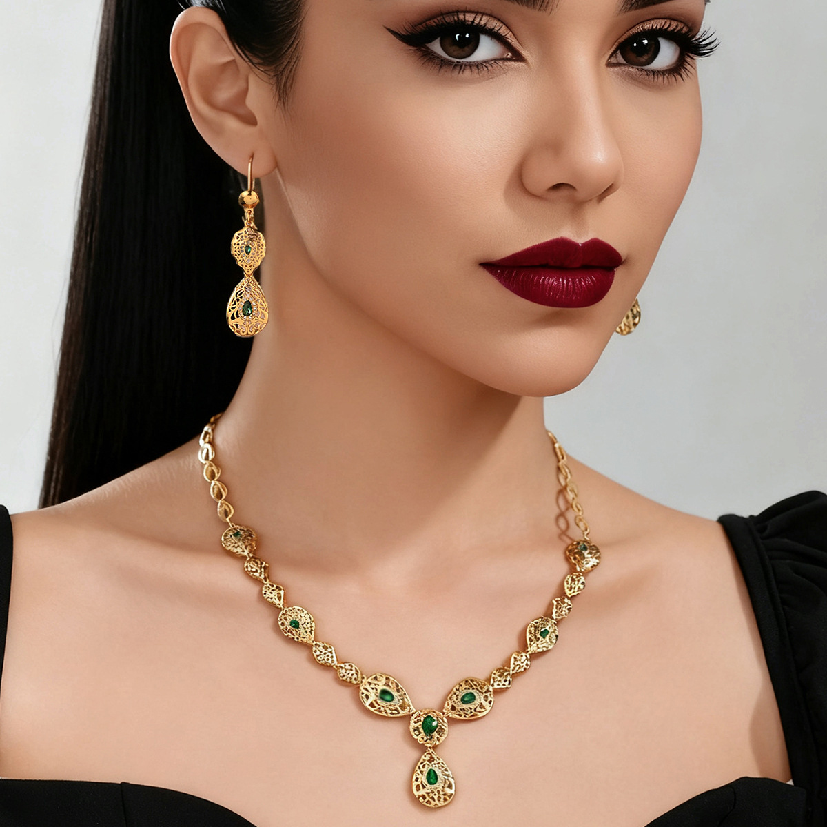 Set Perhiasan Emas 9999 - Set  - Women Accessories Dubai ulasan dan harga