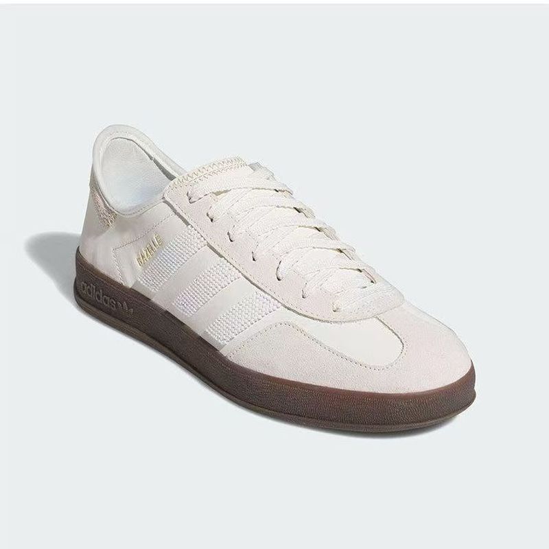 Sepatu wanita hasil kolaborasi - Adidas Shoes Gazelle ulasan dan harga